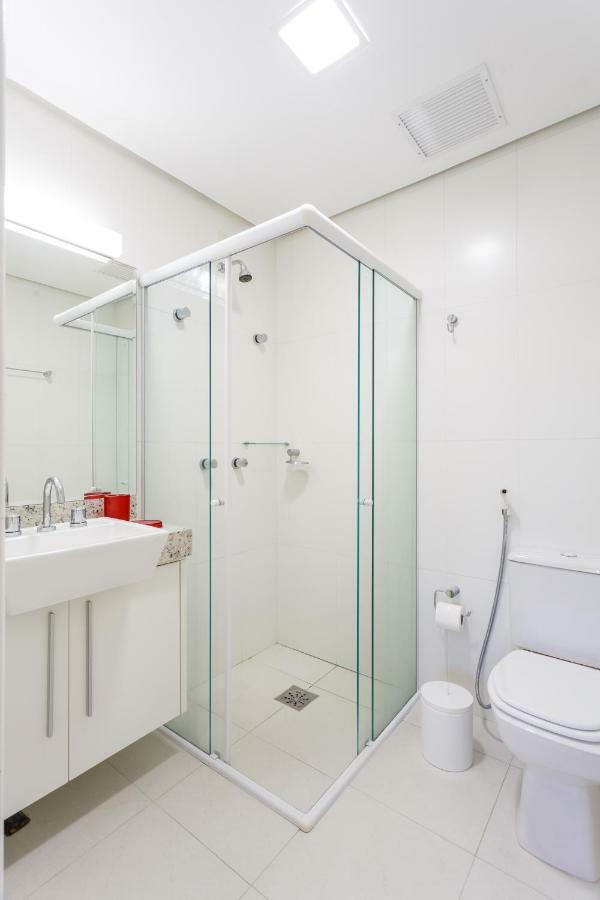 Apartamento Com 4 Suites Pe Na Areia Florianópolis Kültér fotó
